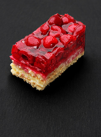 Himbeer-Fruchtschnitte